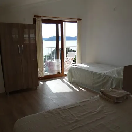 Mira Motel *